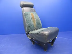 Beech 76 Duchess Co-Pilot Seat P/N 169-534024-2 (0326-54)